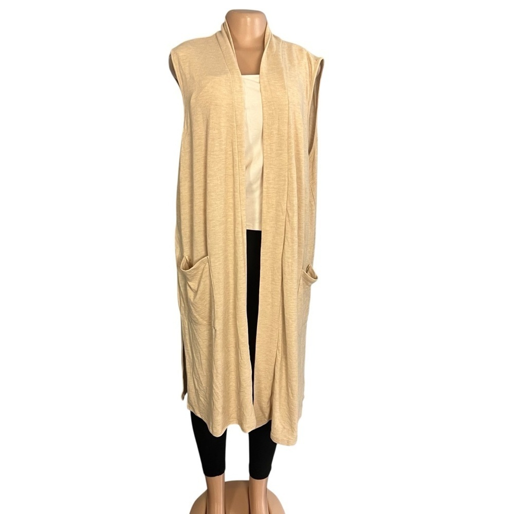 Verve Ami Elegant Oatmeal Sleeveless Cardigan